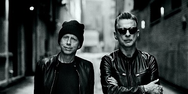 „Memento Mori“. „Depeche Mode“ grįžta su nauju albumu ir pasauliniu turu