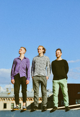 PAŽINTIS | Latvijos psichodelinio bliuzroko grupė „So Lucid Electric Feel“ išleido antrąjį albumą „Social Mindscream“